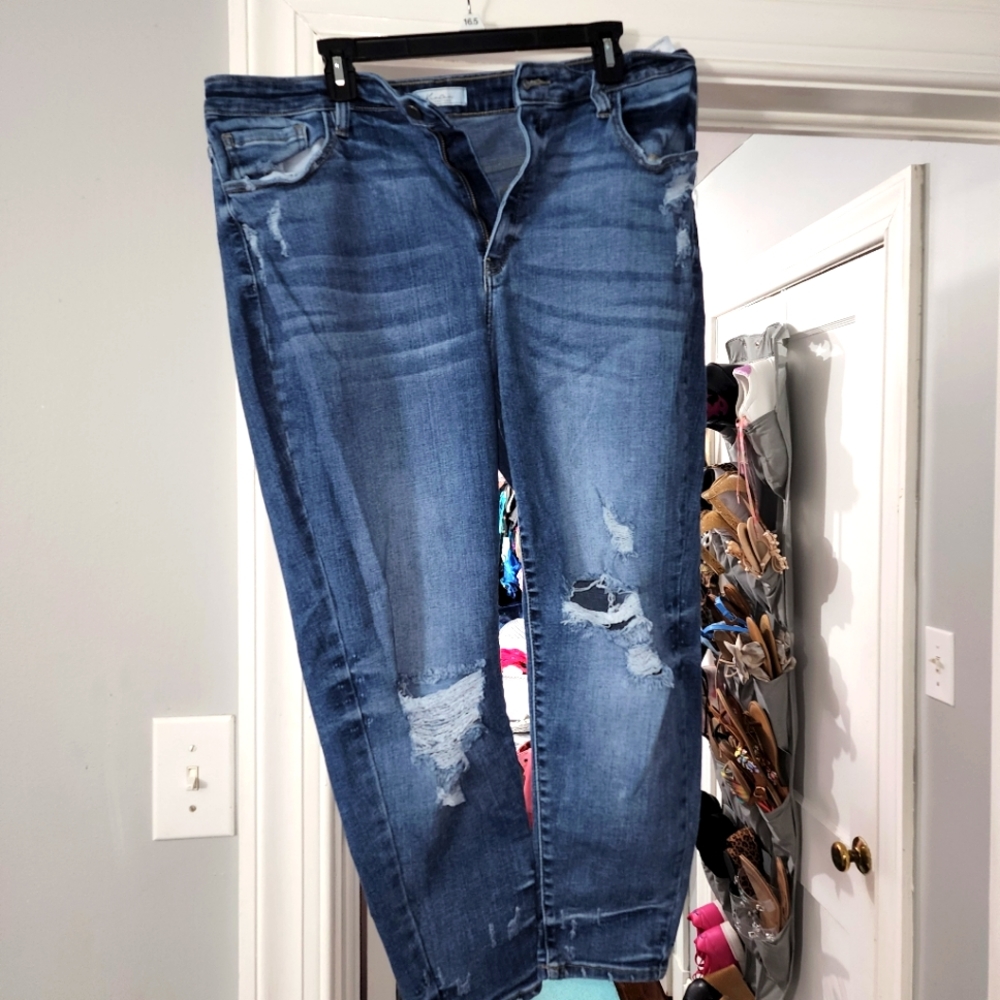 Kancan skinny destructed jeans size 34 fit 16-18